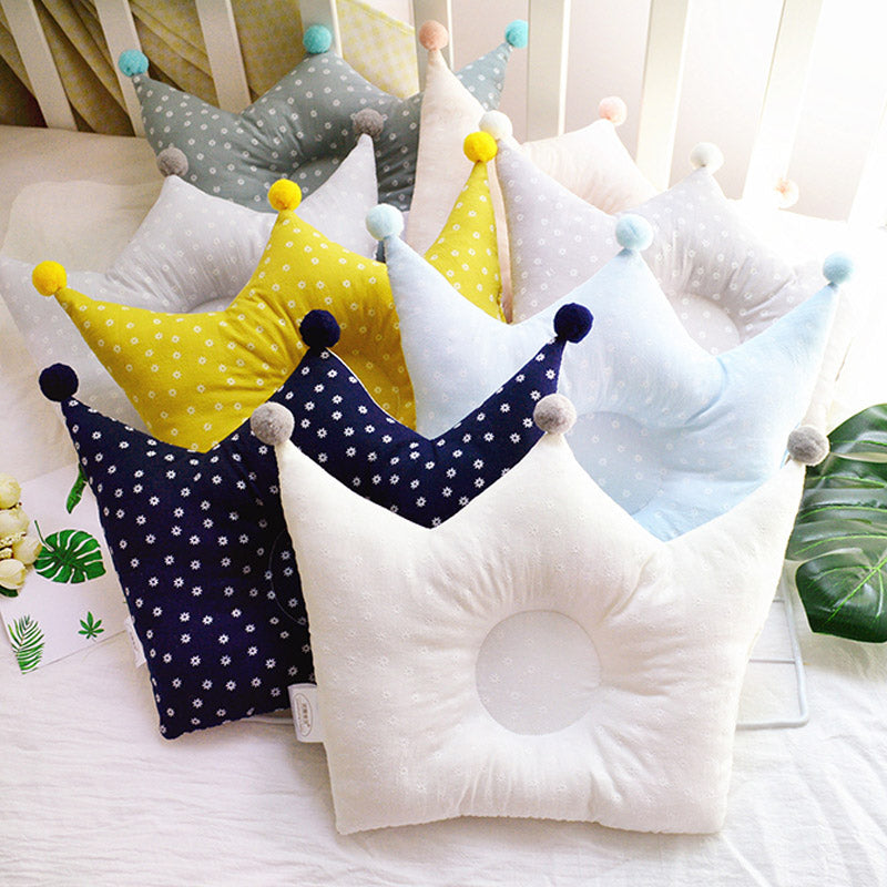 Crown Shaped Breathable Infant Pillow