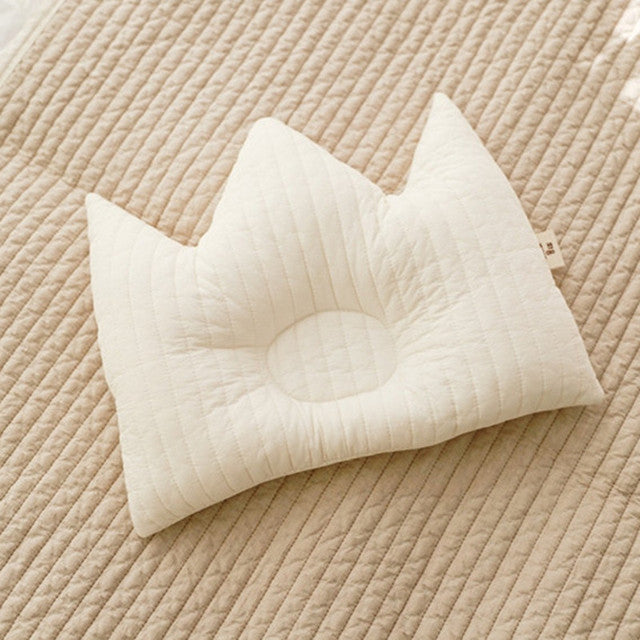 Crown Shaped Breathable Infant Pillow